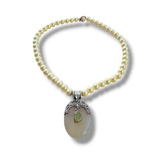 Vintage Sterling 925 Glass Pearl Moonstone Peridot Necklace fairy Ethereal Royal